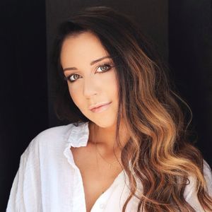 Meet your Posher, Tina